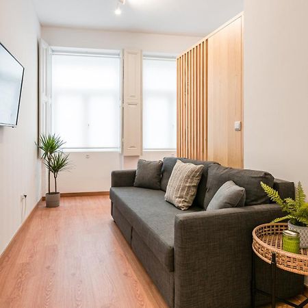 GuestReady - Yazdah Flat 1 Apartment Porto Bagian luar foto