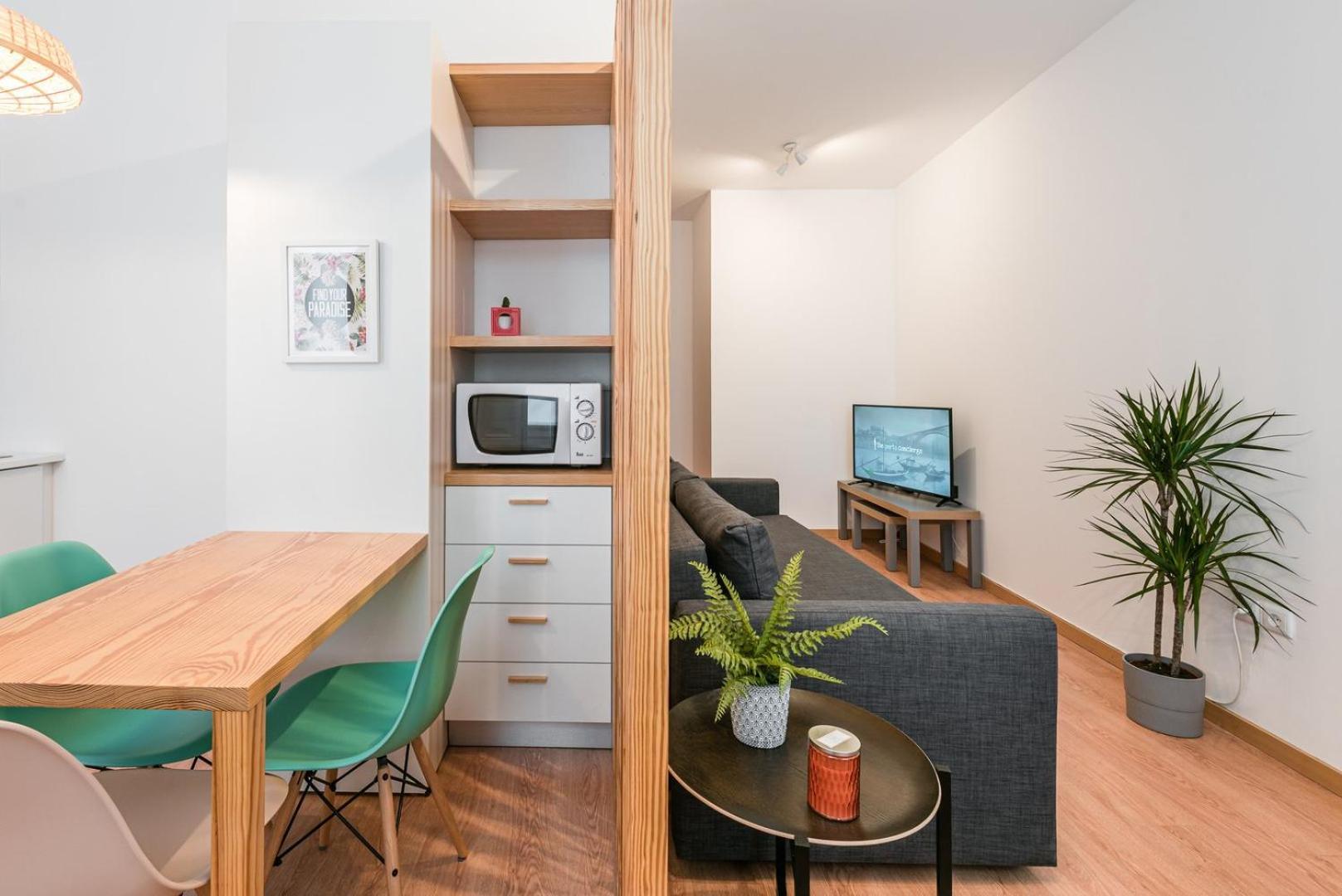 GuestReady - Yazdah Flat 1 Apartment Porto Bagian luar foto