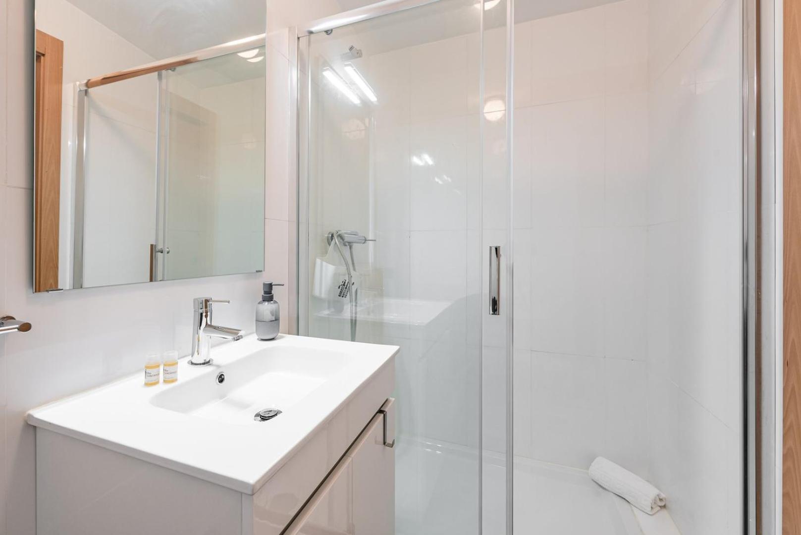 GuestReady - Yazdah Flat 1 Apartment Porto Bagian luar foto