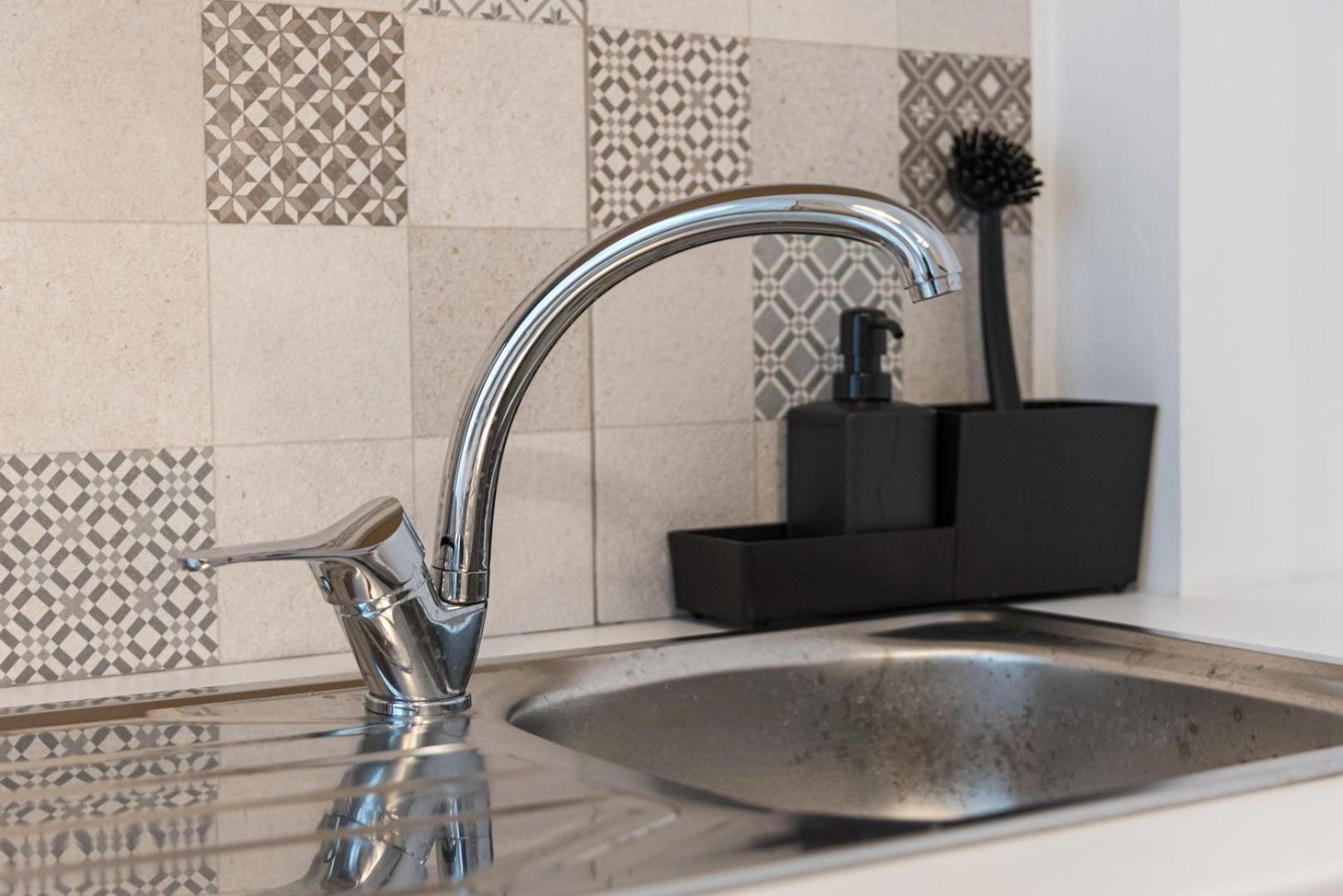 GuestReady - Yazdah Flat 1 Apartment Porto Bagian luar foto